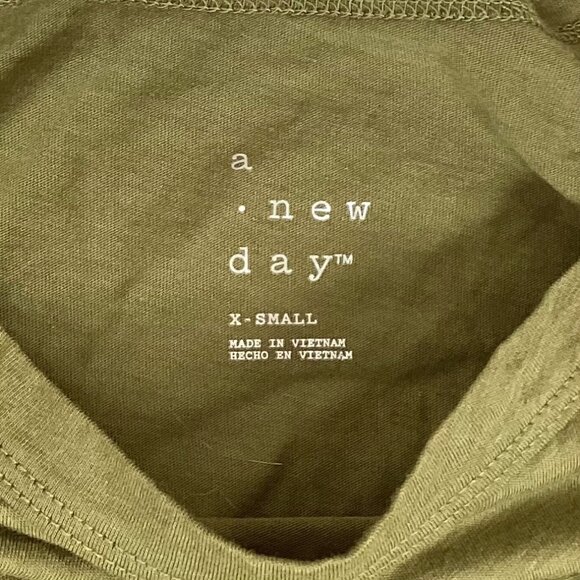 Womens A New Day Olive Green Boho Cottagecore Puff Sleeve Crew Neck Top / XS - Picture 6 of 6